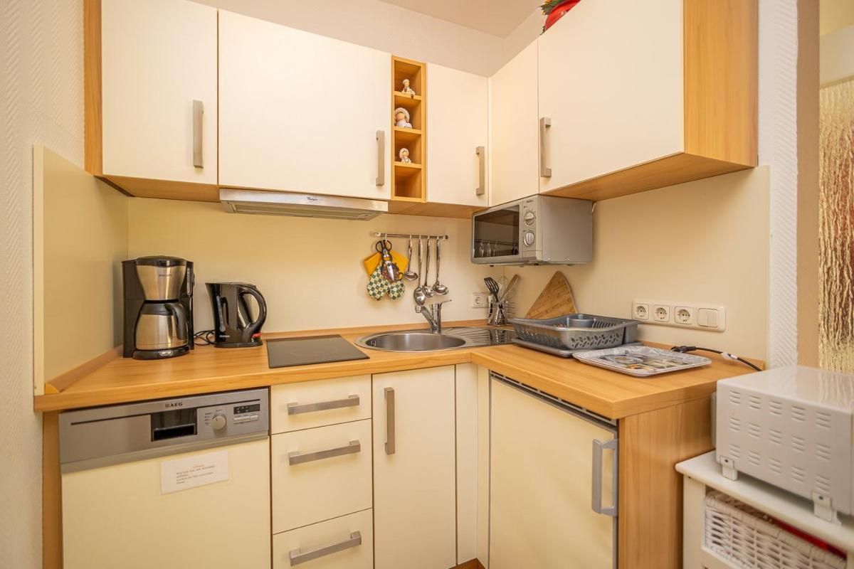 Studio 2 Im Eg Haus Stranddistel, Geschmackvoll Eingerichtete Ferienwohnung Fur 2 Personen In ツィングシュト エクステリア 写真